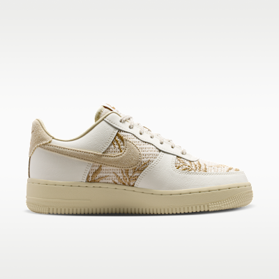 Lookbook (W) Nike Air Force 1 ''07 幻影/淺卡其/淺卡其/幻影 IW2347-002