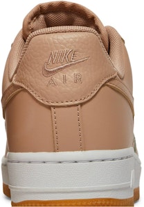 (W) Nike Air Force 1 '07 Premium 'Bio Beige' Coklat Muda 896185-202 Sizing (W) Nike Air Force 1 '07 Premium 'Bio Beige' Coklat Muda 896185-202