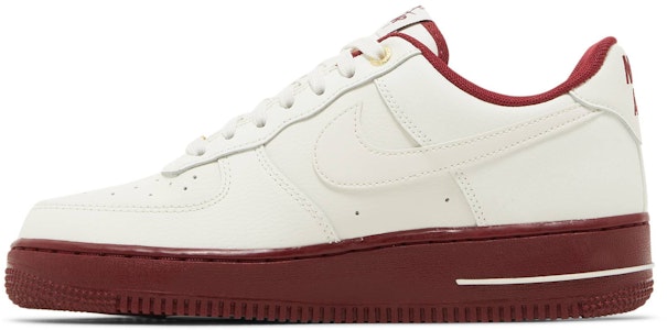 (女性)Nike Air Force 1 '07 SE 40週年紀念款 - 帆布紅隊 DQ7582-100 Lookbook (女性)Nike Air Force 1 '07 SE 40週年紀念款 - 帆布紅隊 DQ7582-100