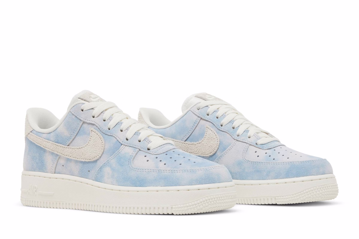 (Women) Nike Air Force 1 '07 SE 'Clouds' FD0883-400