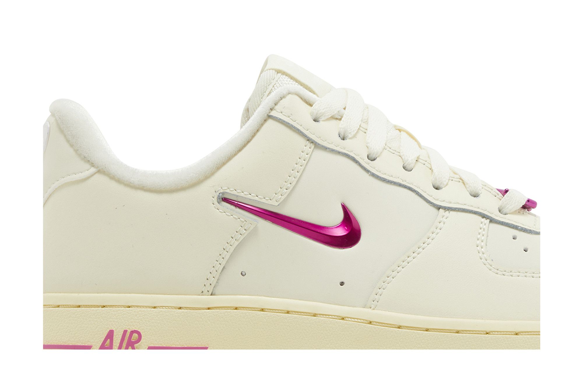 Order (W) Nike Air Force 1 '07 SE 'Dance - Pink Ceria' FB8251-101