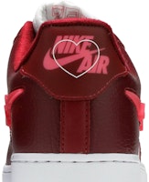 (W) Nike Air Force 1 '07 SE 'Cinta Untuk Semua - Merah Pasukan' CV8482-600 Sizing (W) Nike Air Force 1 '07 SE 'Cinta Untuk Semua - Merah Pasukan' CV8482-600