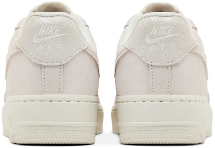(W) Nike Air Force 1 '07 SE 'Sail Suede Brillante' HQ3499-100 Details for (W) Nike Air Force 1 '07 SE 'Sail Suede Brillante' HQ3499-100