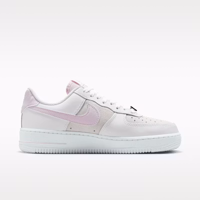 (W) Nike Air Force 1 ''07 SE 白色/金屬銀/漂白丁香色 IV4721-100 Lookbook (W) Nike Air Force 1 ''07 SE 白色/金屬銀/漂白丁香色 IV4721-100