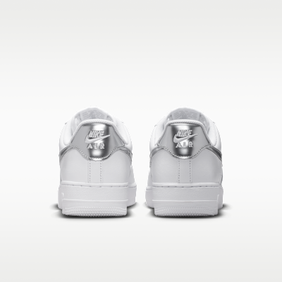 Details for (W) Nike Air Force 1 ''07 SE 白色/金屬銀 IV5102-100