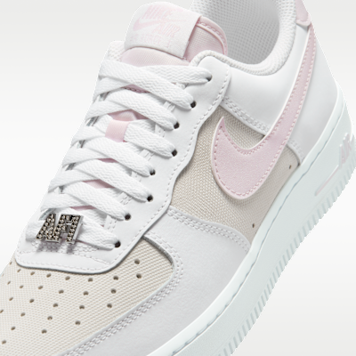 Sizing (W) Nike Air Force 1 ''07 SE 白色/金屬銀/漂白丁香色 IV4721-100