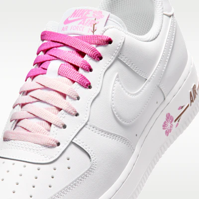 (W) Nike Air Force 1 ’07 SE 白/趣粉/草木棕/白 IF0498-102 Sizing (W) Nike Air Force 1 ’07 SE 白/趣粉/草木棕/白 IF0498-102