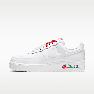 women-nike-air-force-1-07-se-white-sports-red-pine-green-white-if-0498-100