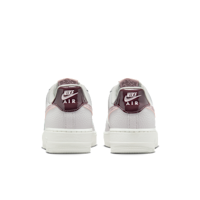 Details for (W) 나이키 에어 포스 1 ''07 서밋 화이트/배스트 그레이/버건디 크러쉬/플럼 초크 IM6024-121