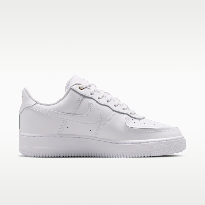 Lookbook (W) Nike Air Force 1 ''07 白/金屬金/峰白/白 IO3124-100