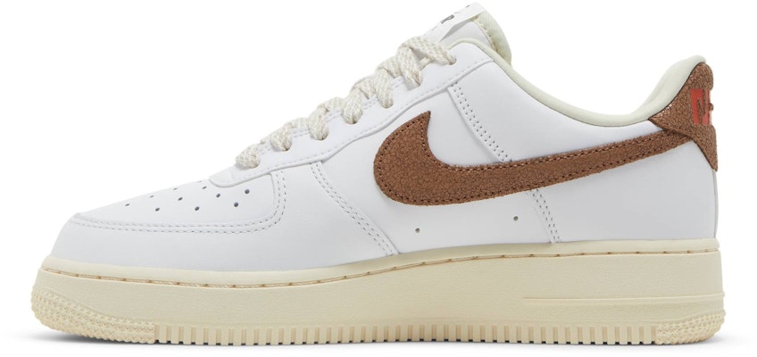(W) ナイキ エアフォース1 'ココナッツ' DJ9943-101 Lookbook (W) ナイキ エアフォース1 'ココナッツ' DJ9943-101