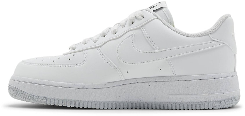 White nike air 2025 force ones women