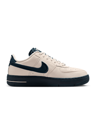 Shop 女款Nike Air Force 1 舞蹈鞋 FJ7409-103