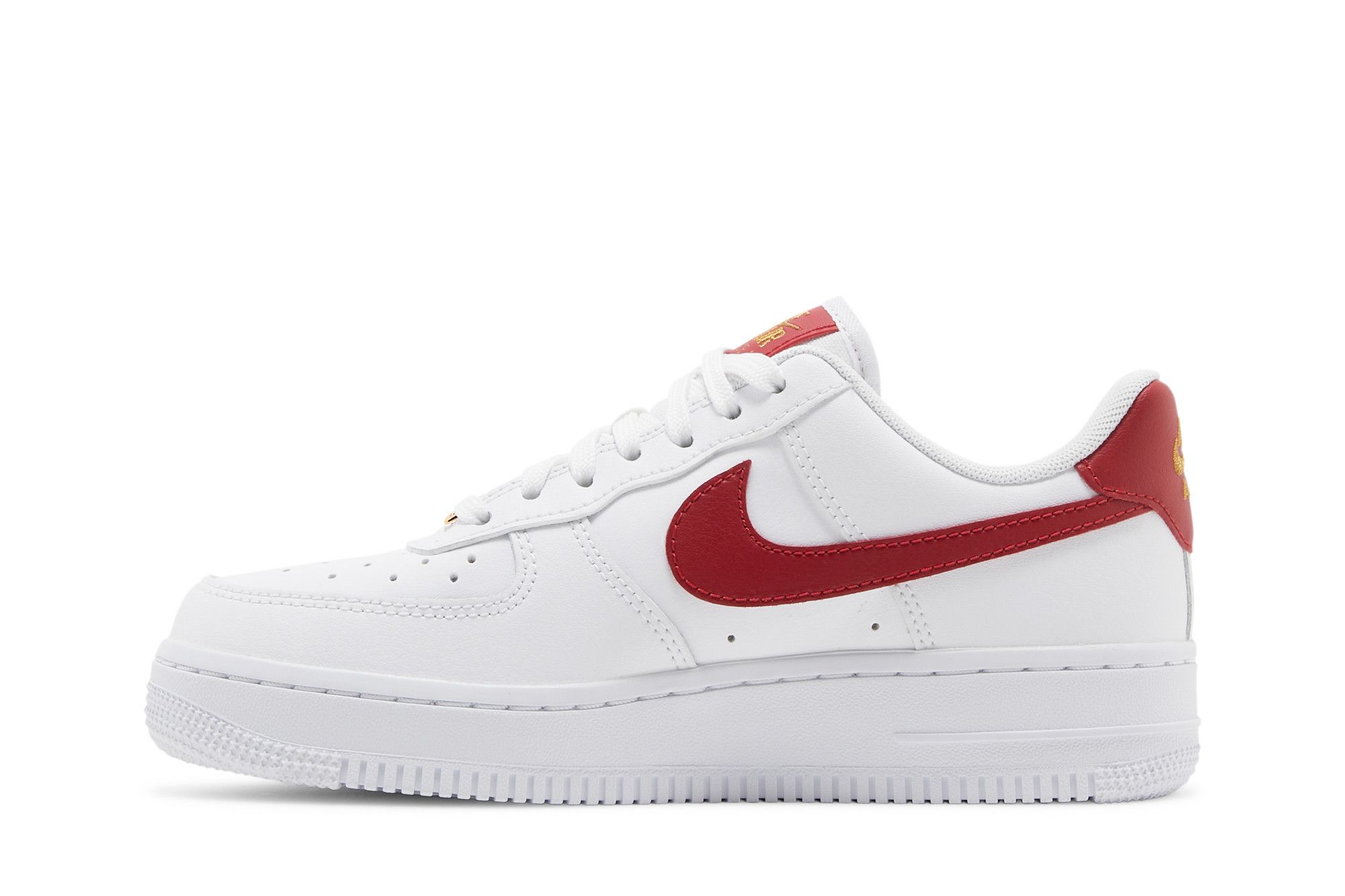 Shop (W) Nike Air Force 1 Essential Rendah 'Putih Merah Gym' CZ0270-104