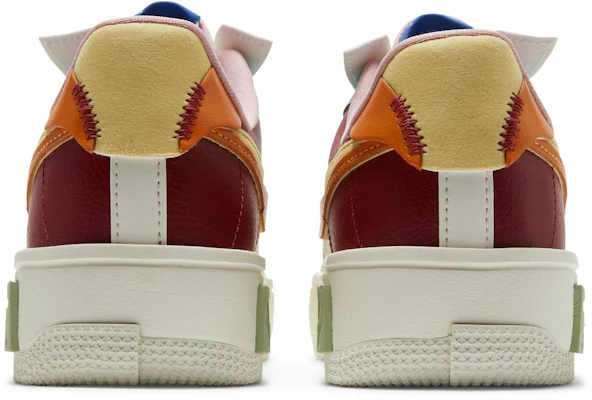 (W) 耐克空军一号Fontanka '圣彼得堡狂欢' DO6719-100 Details for (W) 耐克空军一号Fontanka '圣彼得堡狂欢' DO6719-100