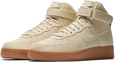 (W) Nike Air Force 1 Hi SE 'Muslin' Wanita Pria Sneakers 860544-100 Lookbook (W) Nike Air Force 1 Hi SE 'Muslin' Wanita Pria Sneakers 860544-100