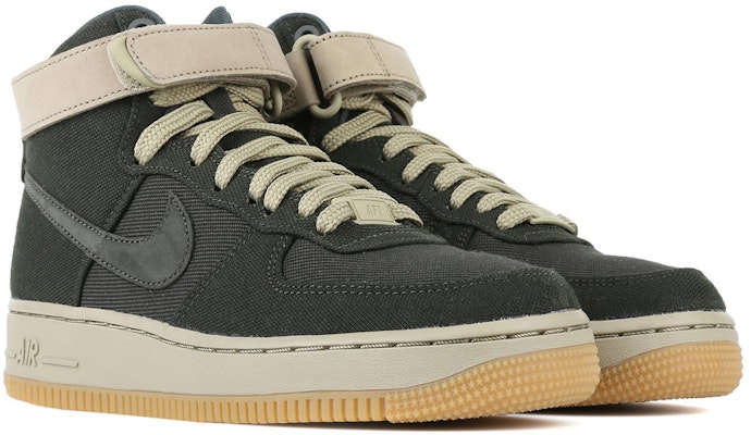 (W) Nike Air Force 1 Hi Utility Khaki/Khaki ‘Light Bone’ Pria Sneaker AJ2775-200 Lookbook (W) Nike Air Force 1 Hi Utility Khaki/Khaki ‘Light Bone’ Pria Sneaker AJ2775-200