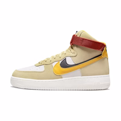 (W) Nike Air Force 1 High '82'