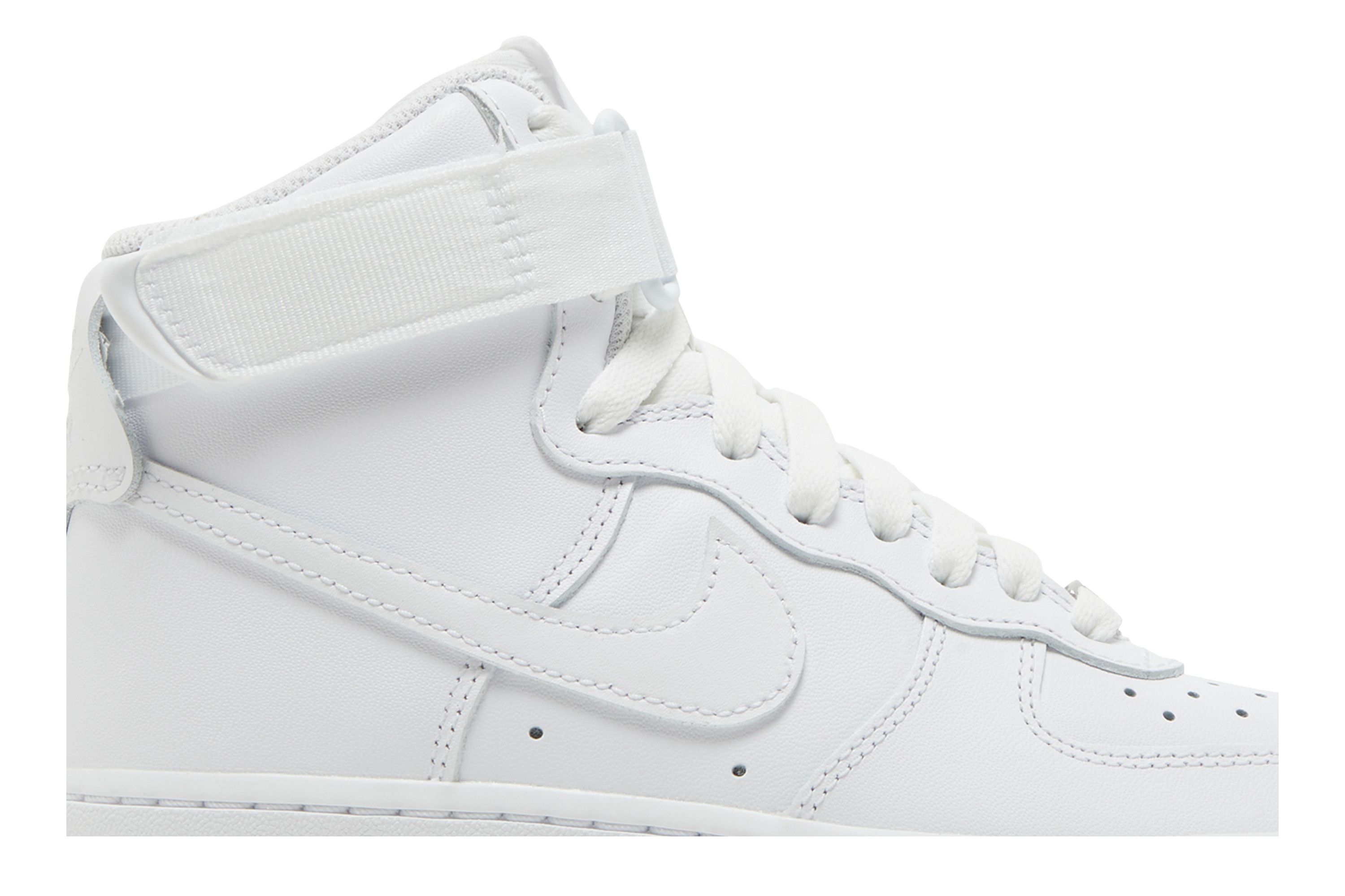 Lookbook (W) 耐克 Air Force 1 高帮 '纯白' DD9624-100
