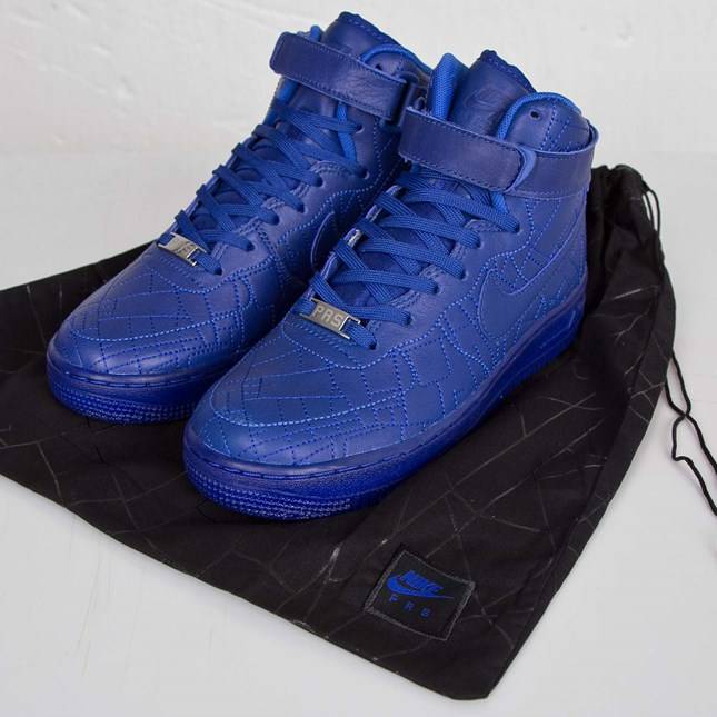 Sizing (W) 耐克空军一号高帮 FW QS '巴黎' 704010-400