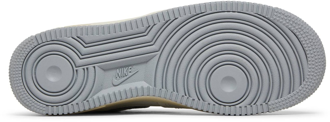 (W) 耐克Air Force 1高帮雕刻 '白银色' DC3590-101 Shop (W) 耐克Air Force 1高帮雕刻 '白银色' DC3590-101