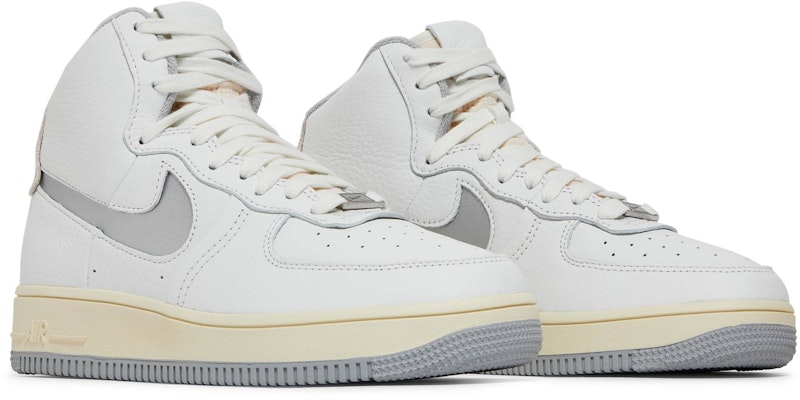 (W) 耐克Air Force 1高帮雕刻 '白银色' DC3590-101 Cheap (W) 耐克Air Force 1高帮雕刻 '白银色' DC3590-101