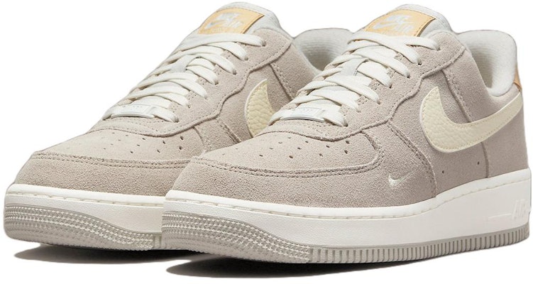 (女士)Nike Air Force 1 Low '07 'Light Bone' DZ4863-001 Lookbook (女士)Nike Air Force 1 Low '07 'Light Bone' DZ4863-001