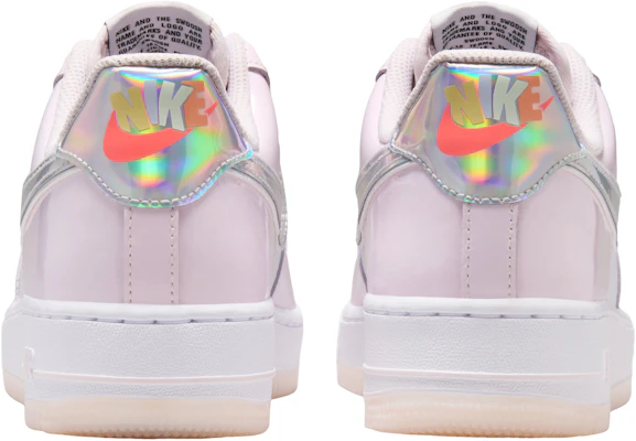(W) Nike Air Force 1 Low ''07 ''Smiley Swoosh'' Schuhe Deutschland IW7589-100 Lookbook (W) Nike Air Force 1 Low ''07 ''Smiley Swoosh'' Schuhe Deutschland IW7589-100