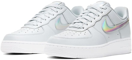 耐克空军一号'07基础款 女鞋 白色 CJ1646-400 Lookbook 耐克空军一号'07基础款 女鞋 白色 CJ1646-400