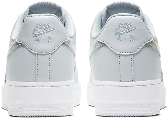 Nike Air Force 1 Low 07 ESS 雷射 低筒 板鞋 女款 淺藍 Shop Nike Air Force 1 Low 07 ESS 雷射 低筒 板鞋 女款 淺藍