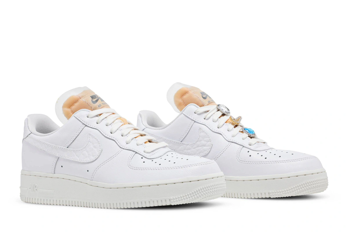 (Women) Nike Air Force 1 Low '07 LX 'Bling' CZ8101-100