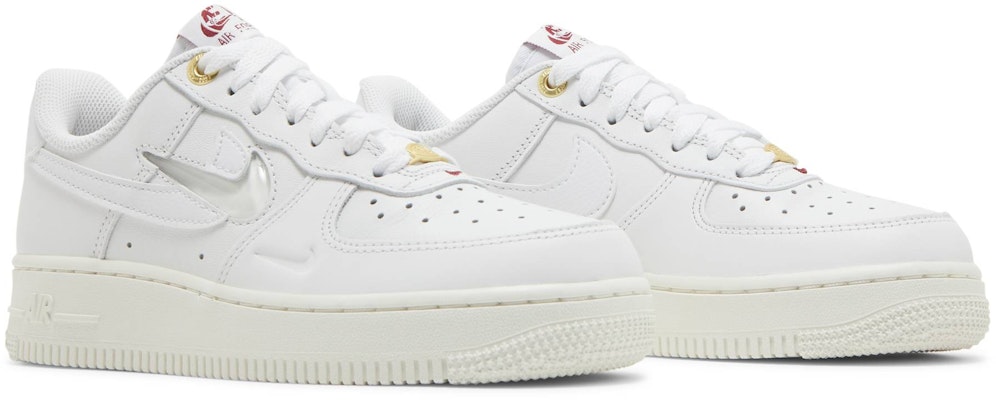 (女士)Nike Air Force 1 Low '07 Premium '歷史標誌' DZ5616-100 Cheap (女士)Nike Air Force 1 Low '07 Premium '歷史標誌' DZ5616-100