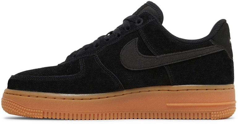(Wanita) Nike Air Force 1 Low 'Hitam Gum' AA0287-002 Lookbook (Wanita) Nike Air Force 1 Low 'Hitam Gum' AA0287-002