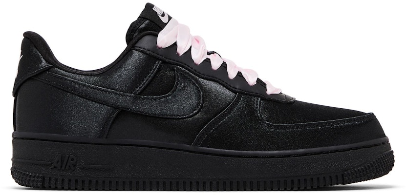 (W) Nike 空軍一號低筒「黑色緞面」 IH2034-010 Buy (W) Nike 空軍一號低筒「黑色緞面」 IH2034-010