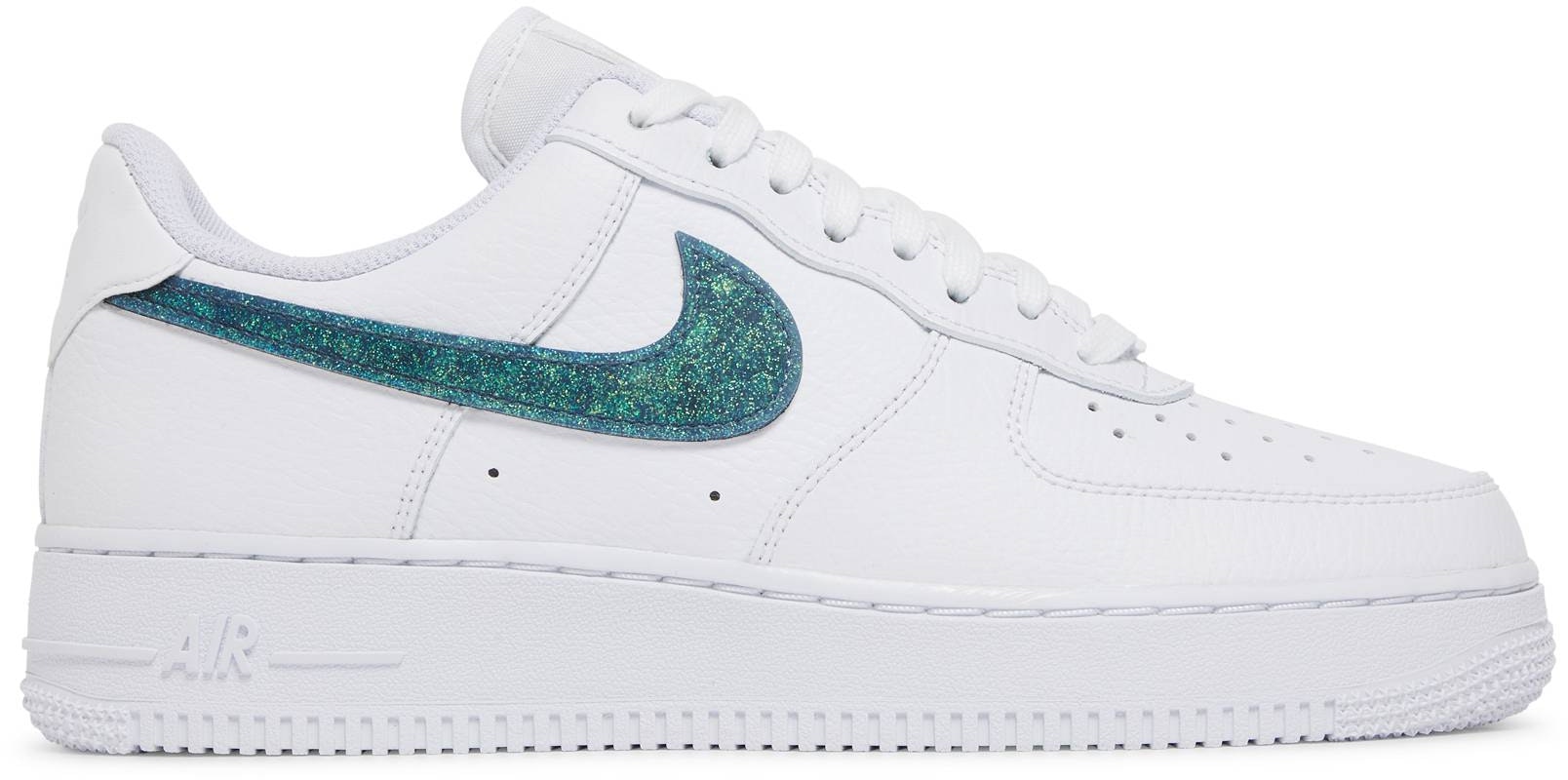 Womens nike 2025 with glitter swoosh