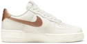 Lookbook (W) Nike Air Force 1 Low 'Merah Gangsa Metalik' DD8959-109