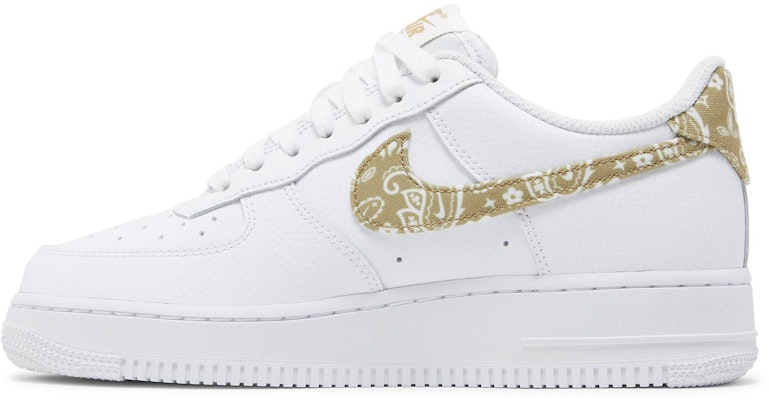 (W) ナイキ エアフォース1 'オリーブペイズリー' DJ9942-101 Lookbook (W) ナイキ エアフォース1 'オリーブペイズリー' DJ9942-101