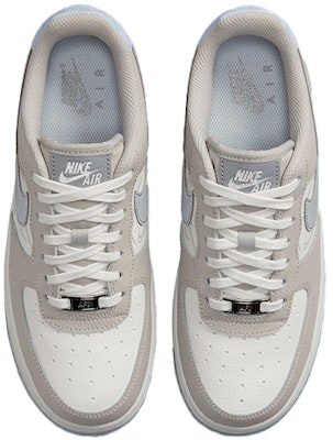 (W) 나이키 에어 포스 1 로우 '리플렉티브 스우시' DR7857-101 Shop (W) 나이키 에어 포스 1 로우 '리플렉티브 스우시' DR7857-101