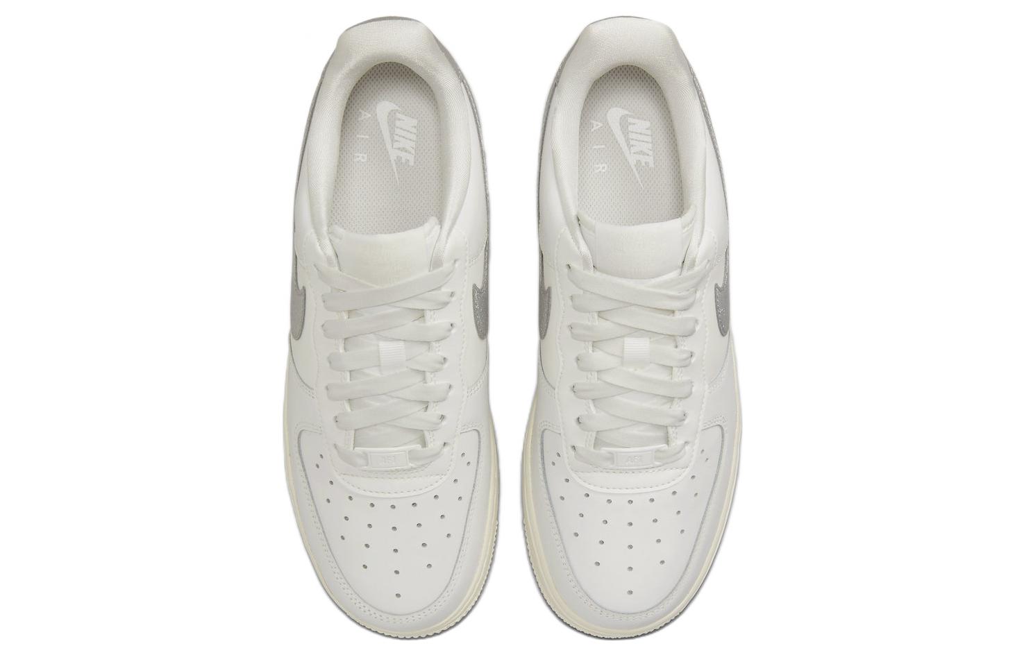 Shop (W) Nike Air Force 1 Low 'Swoosh Plateado' DQ7569-100