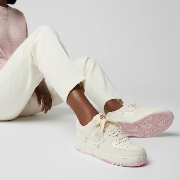 (女款)Nike Air Force 1 '07 LX HV5992-111 Order (女款)Nike Air Force 1 '07 LX HV5992-111