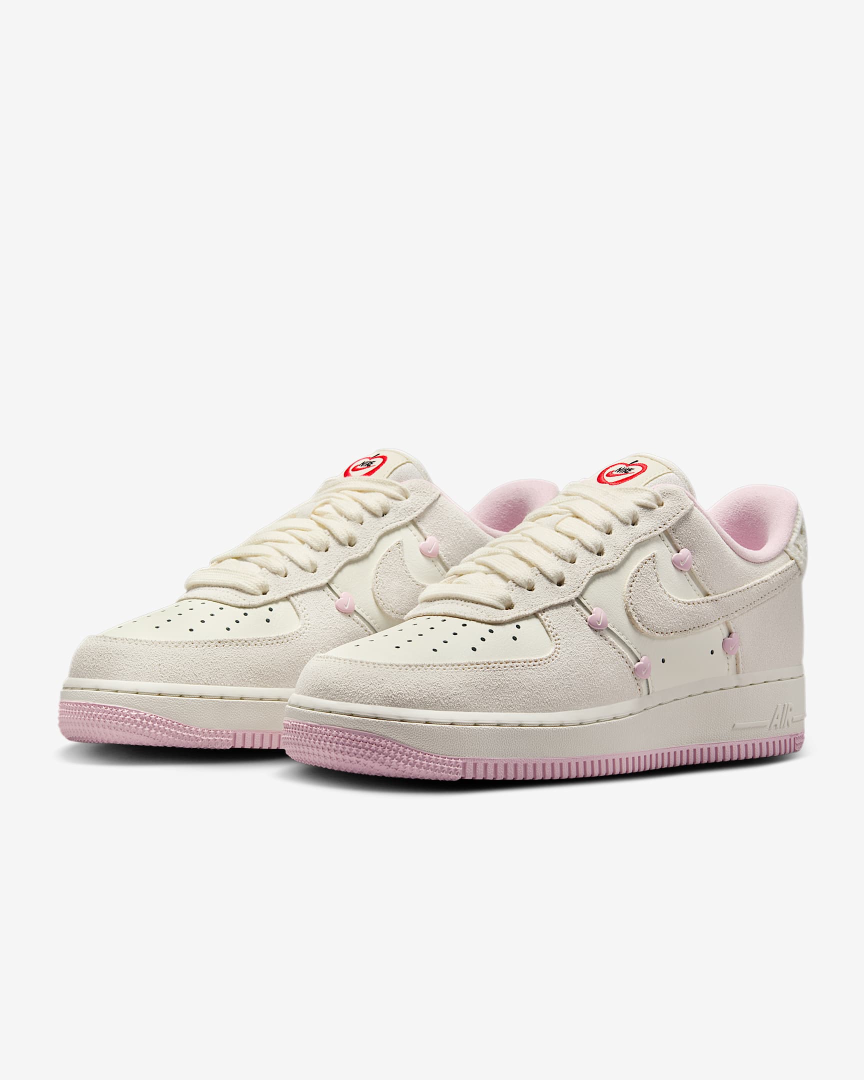 Sizing （女款）Nike Air Force 1 '07 LX HV5992-111