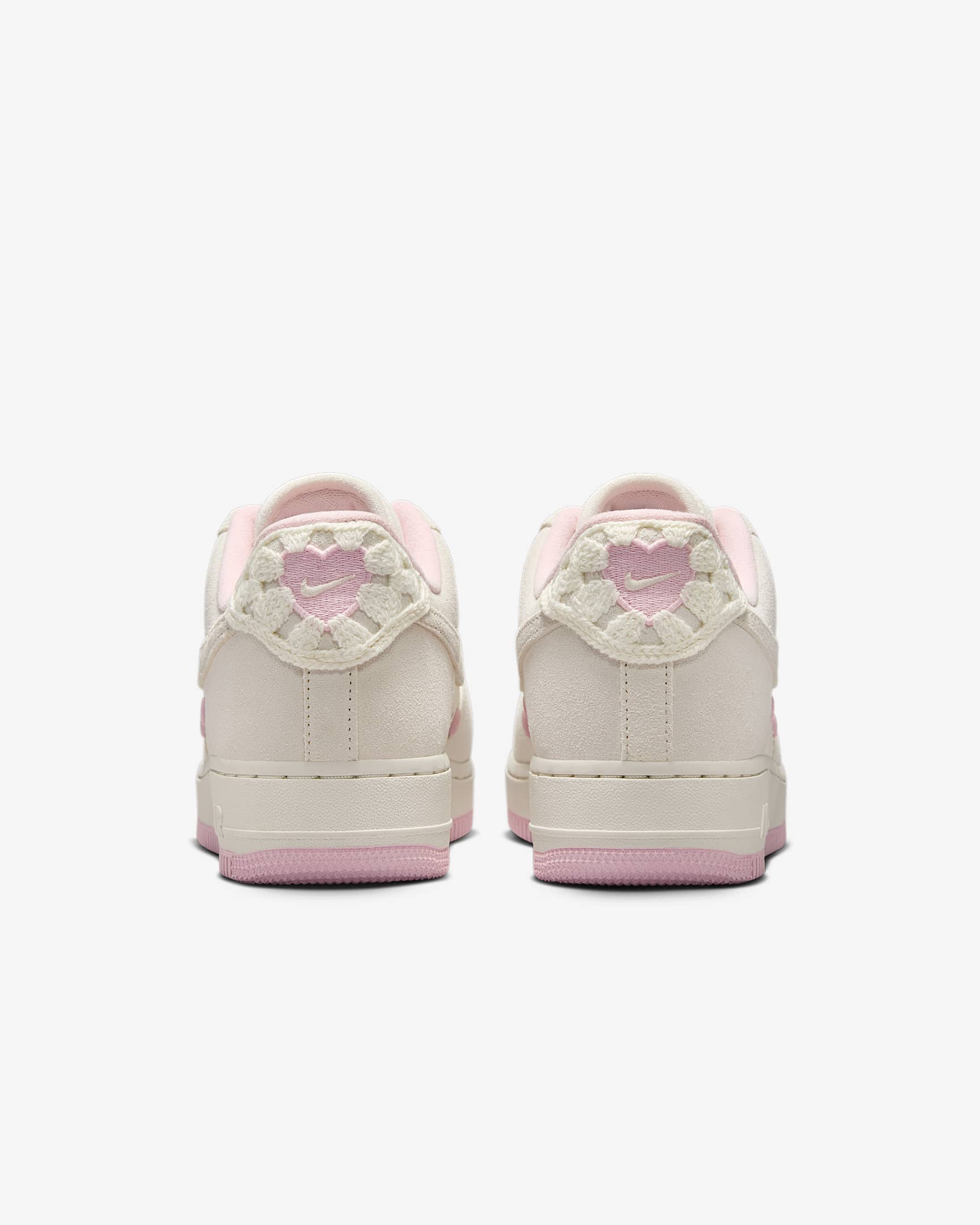 Cheap （女款）Nike Air Force 1 '07 LX HV5992-111