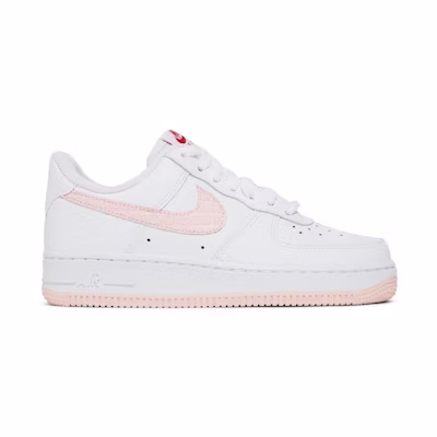 (W) Nike Air Force 1 Low 'Valentine’s Day' 2022