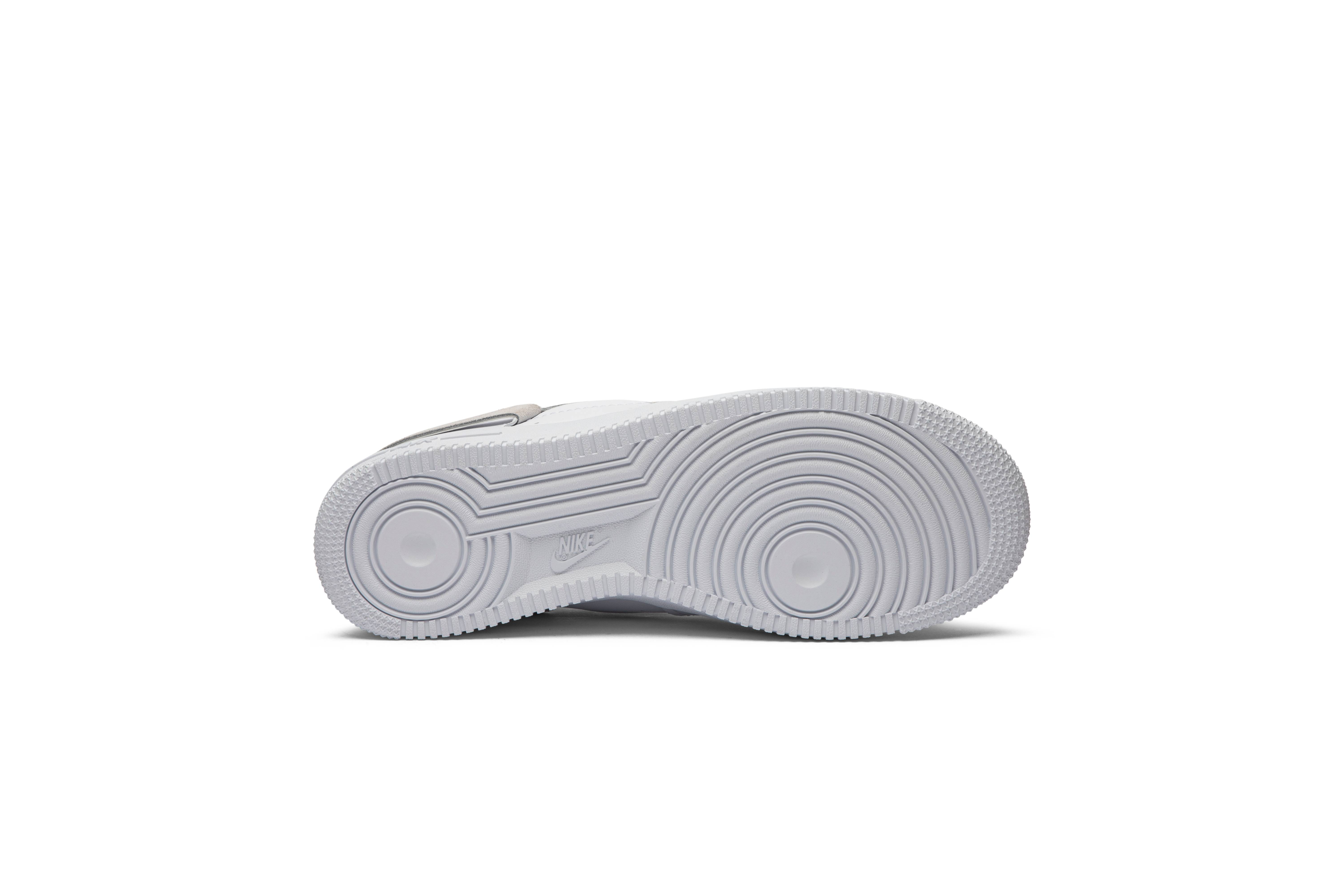 Shop (W) 耐克 空军1号 低帮 '破坏版' 898889-103