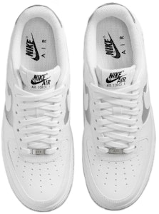 (W) ナイキ エアフォース1 '07 ロー "ホワイトメタリックシルバー" DD8959-104 Shop (W) ナイキ エアフォース1 '07 ロー "ホワイトメタリックシルバー" DD8959-104