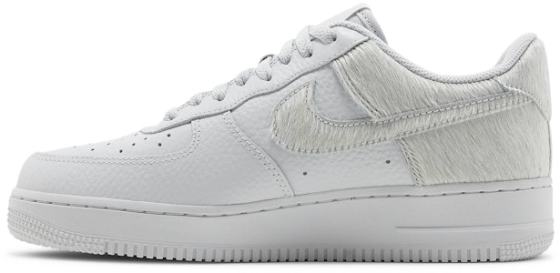 나이키 에어포스 1 로우 '화이트 포니 헤어 힐' DM9088-001 Lookbook 나이키 에어포스 1 로우 '화이트 포니 헤어 힐' DM9088-001