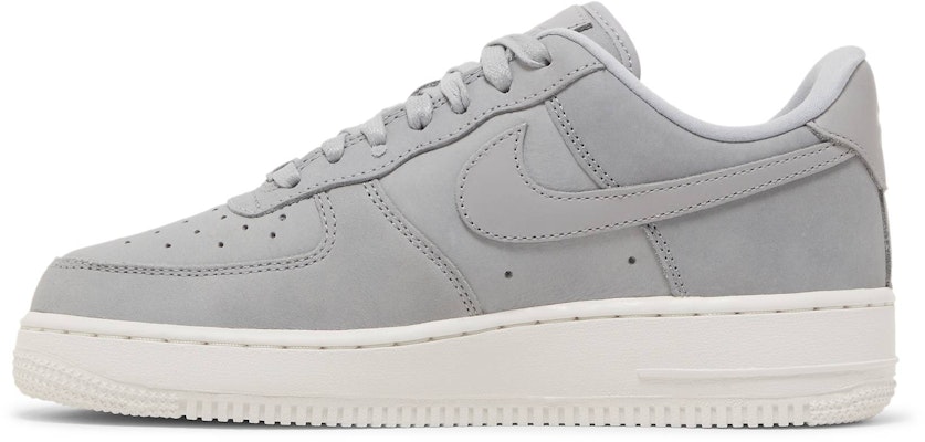 (Women) Nike Air Force 1 Low 'Wolf Grey' DR9503-001 Lookbook (Women) Nike Air Force 1 Low 'Wolf Grey' DR9503-001