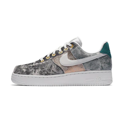 (W) Nike Air Force 1 Low Metallic Leather