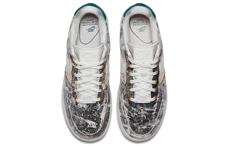 Shop (W) Nike Air Force 1 Low Cuero Metálico AO1017-100