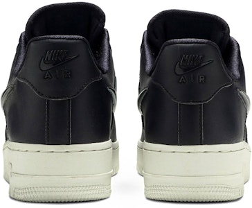 (W) Nike Air Force 1 Low SE Premium 'Oil Grey' Abu-abu Minyak AH6827-004 Details for (W) Nike Air Force 1 Low SE Premium 'Oil Grey' Abu-abu Minyak AH6827-004